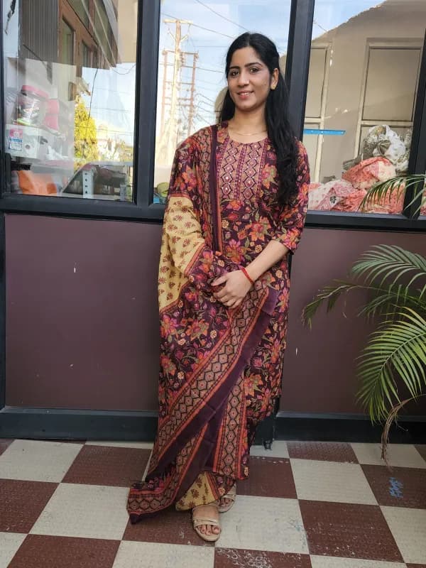 Graceful Maroon Printed Straight Kurti Set in Pure Cotton