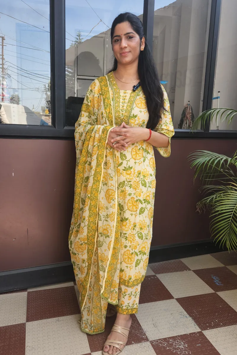 Elegant Yellow–Green Cotton Straight Kurti Set with Dupatta - image 2