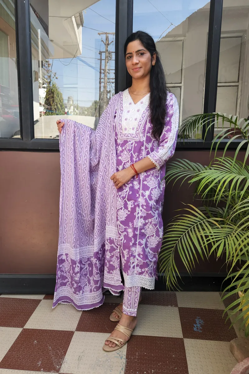 Royal Bloom Cotton Straight Kurti Set with Dupatta - image 3
