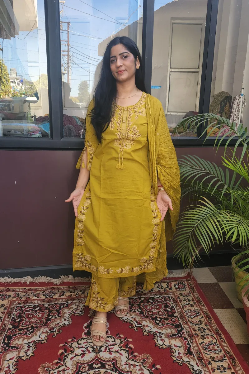 Pure Cotton Embroidered Straight Kurti Set with Dupatta – Olive Green - image 4
