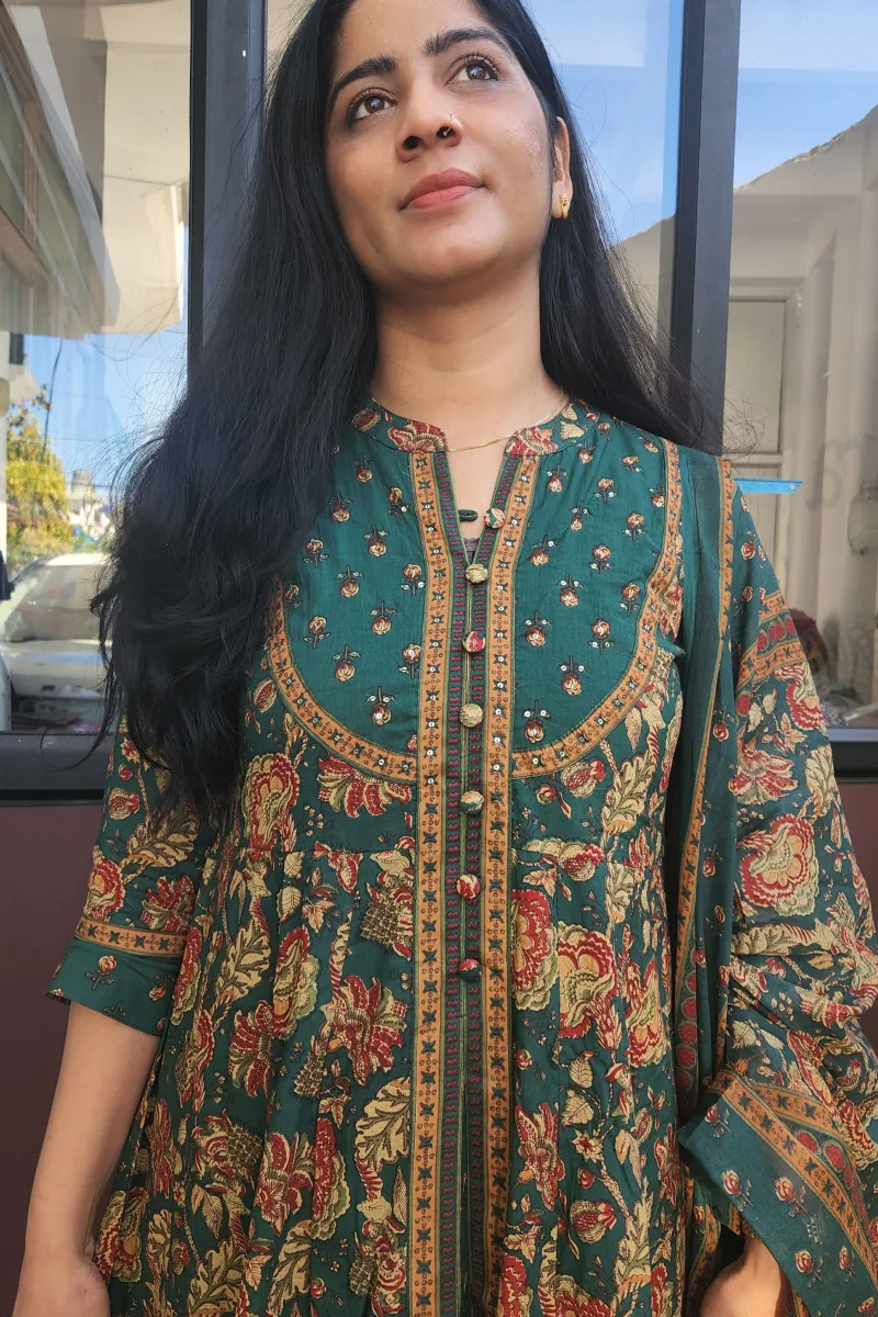 Pure Cotton Printed Anarkali Kurti Set with Dupatta – Bottle Green - image 4