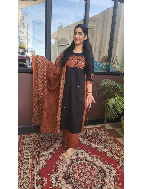 Elegant Black Cotton Kurti Set with Applique Work