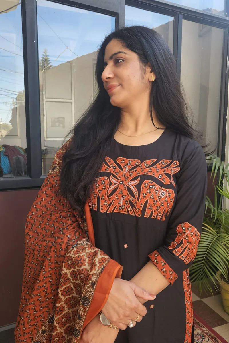 Elegant Black Cotton Kurti Set with Applique Work - image 4