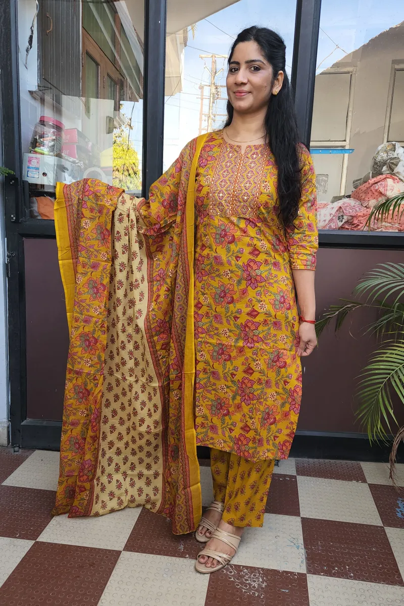 Elegant Mustard Yellow A-Line Kurti Set in Pure Cotton - image 2